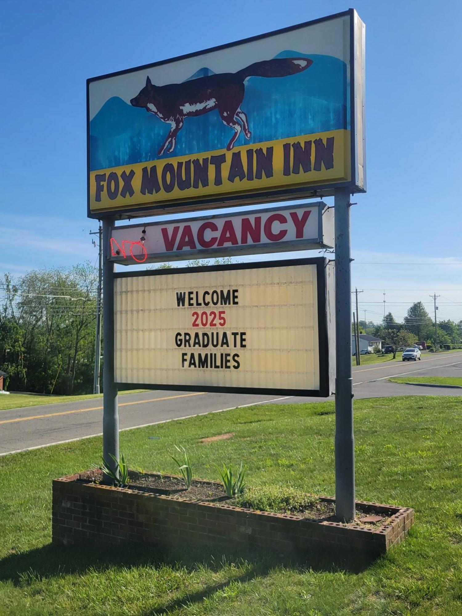 Fox Mountain Inn Max Meadows Exterior foto